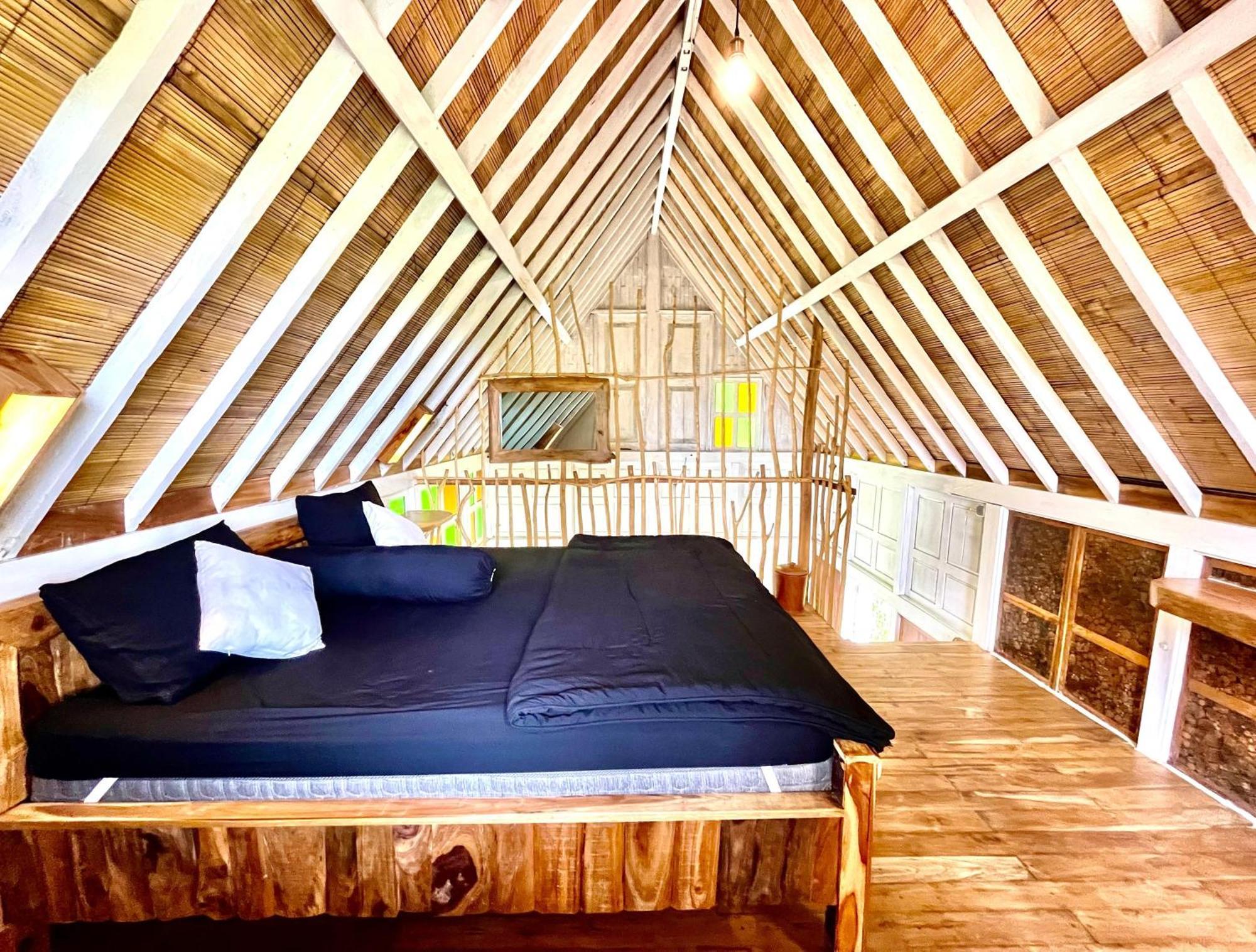Pondok Is Oke Villa Scenic View Banyuwangi  Eksteriør billede